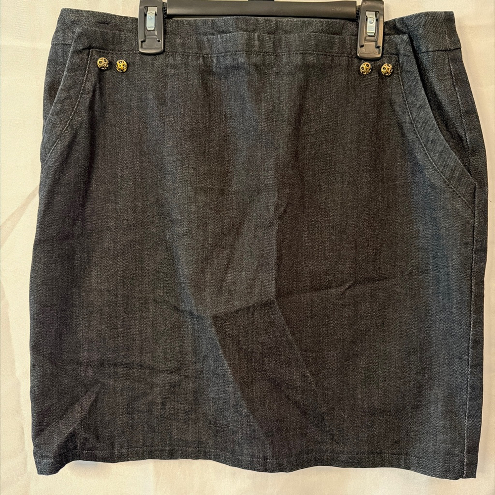 RENA LANGE Blue Denim Dark Wash Mini Skirt with Gold Logo Accent Buttons Size 10